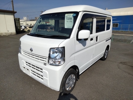 Nissan Clipper 2023