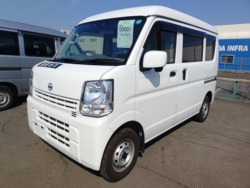 Nissan Clipper 2023