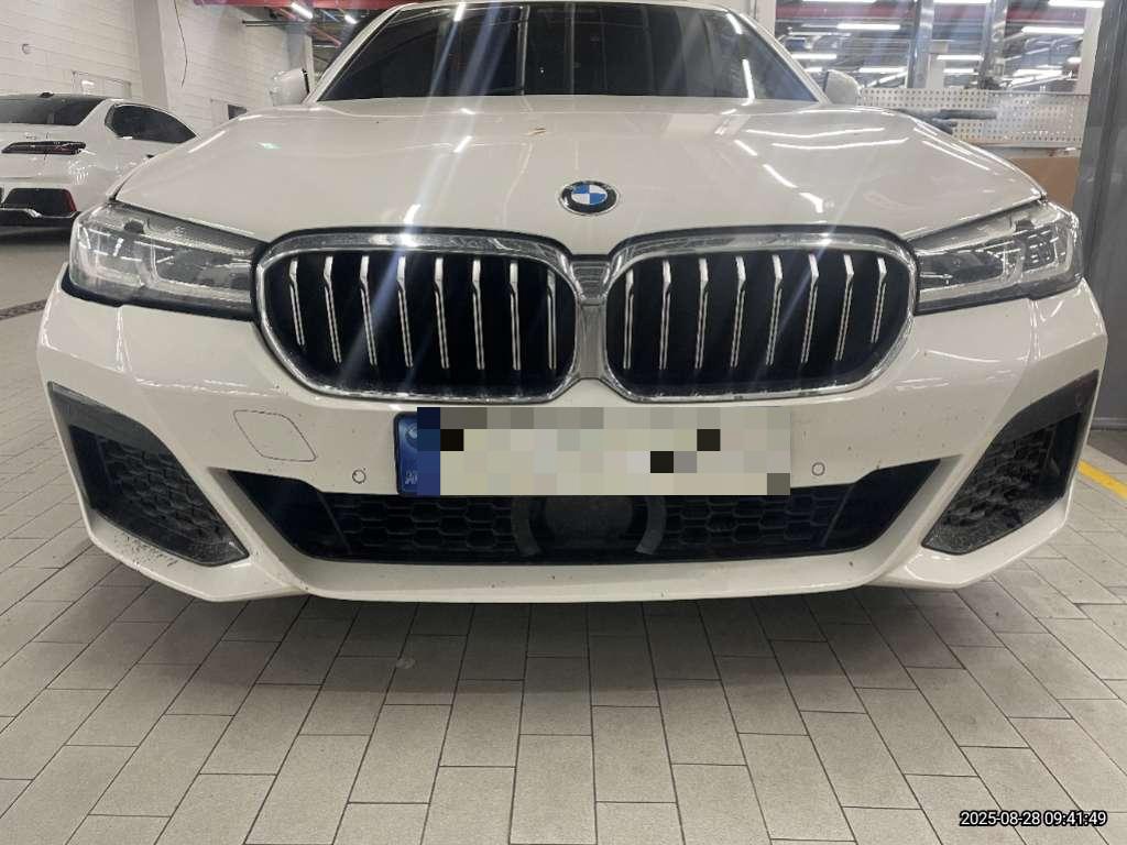 BMW 520i