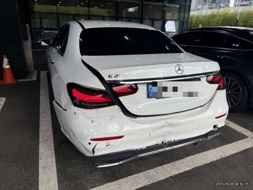 Mercedes-Benz E250 2022