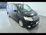 Nissan Serena 2010
