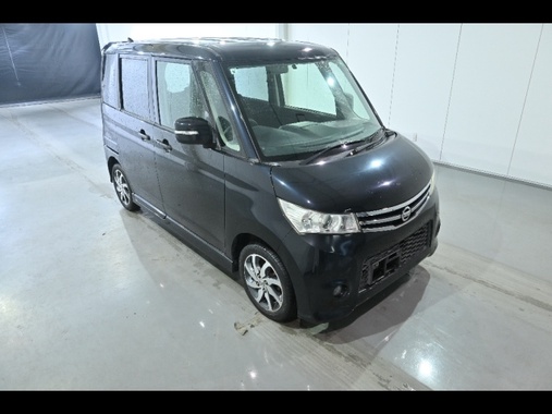 Nissan Roox 2011