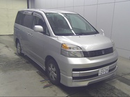Toyota Voxy 2002