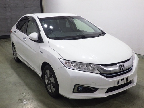 Honda Grace 2015