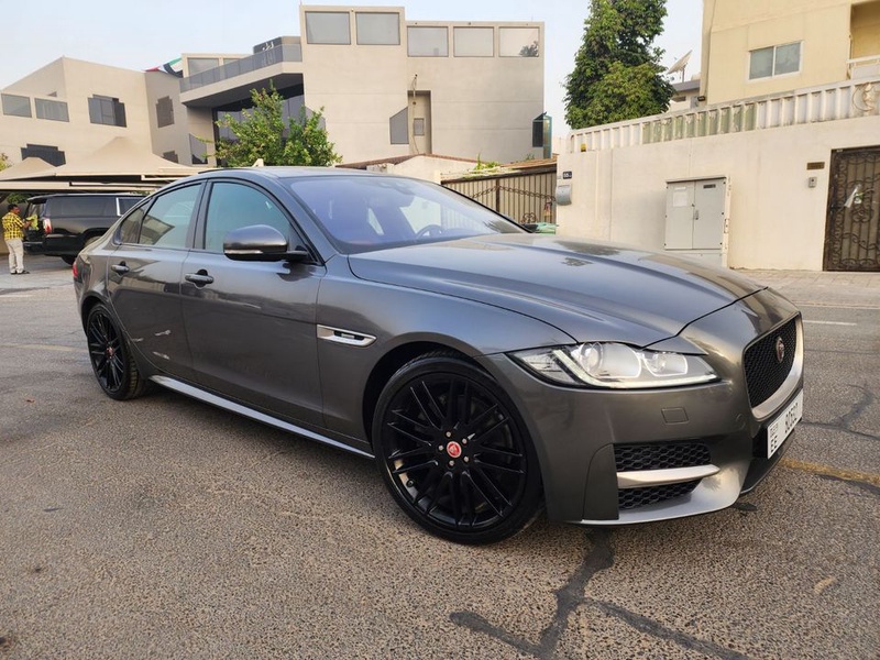 Jaguar XF