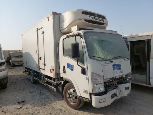 Isuzu NPR 2024
