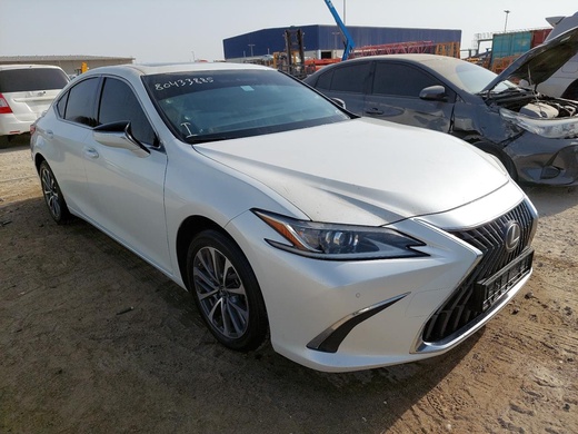 Lexus ES 300h 2023