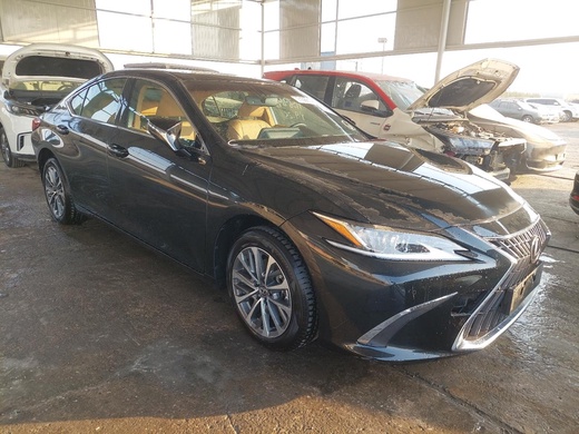 Lexus ES 300h 2024