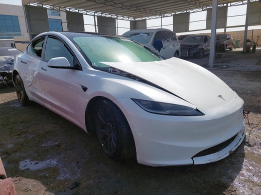 Tesla Model 3 2025