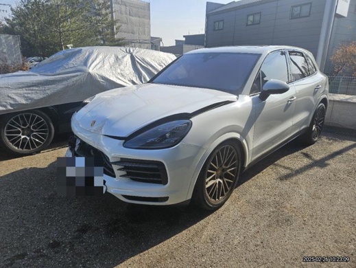 Porsche Cayenne 2022
