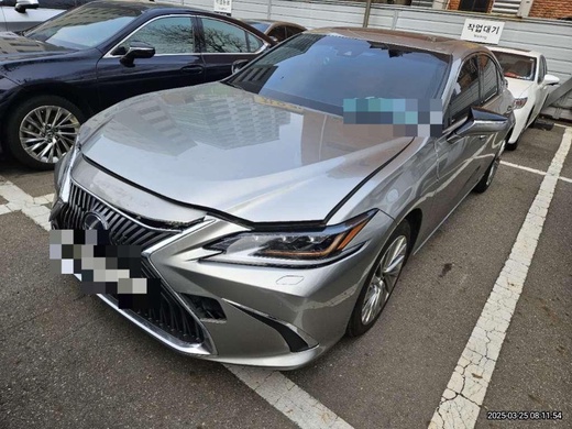 Lexus ES300h 2019