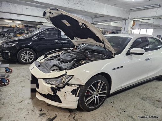 Maserati Ghibli 2017