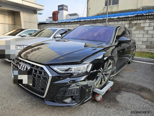 Audi A8 2023