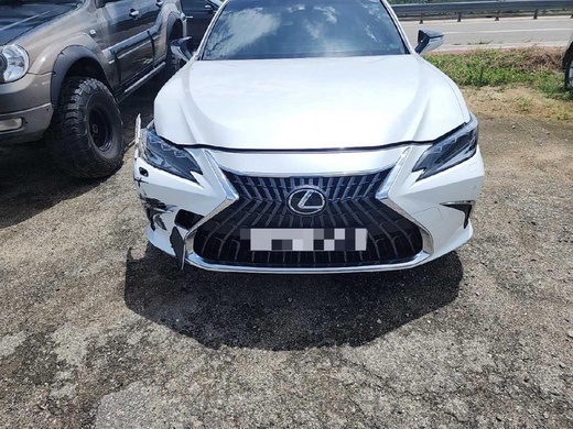Lexus ES300h 2022