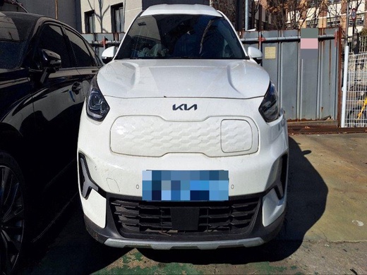 Kia Niro Plus 2023