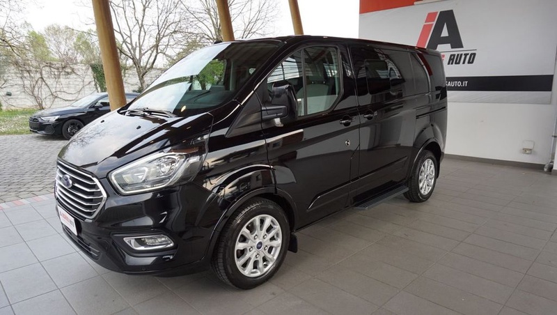 Ford Tourneo Custom