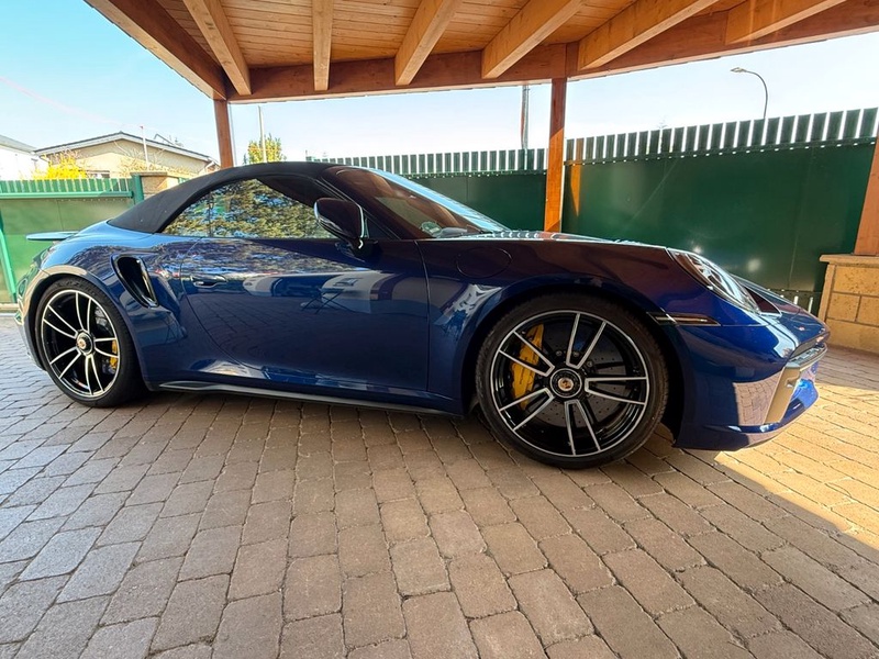 Porsche 992