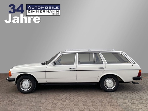 Mercedes-Benz 200 1982