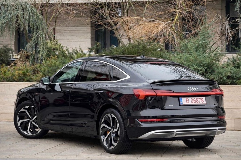 Audi e-tron