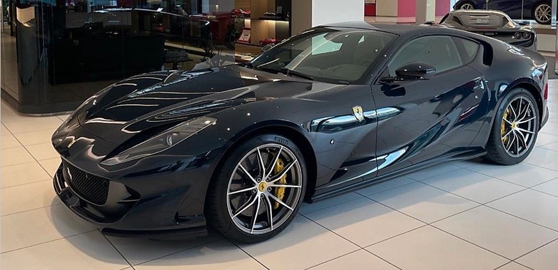 Ferrari 812