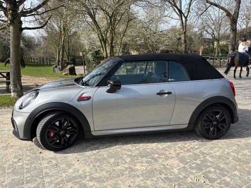 MINI Cabrio 2023