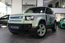 Land Rover Defender 2023