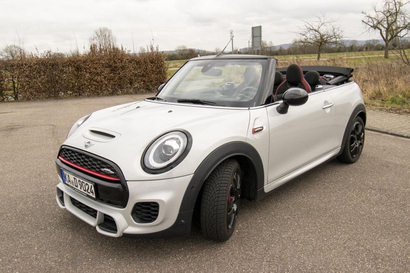 MINI Cabrio