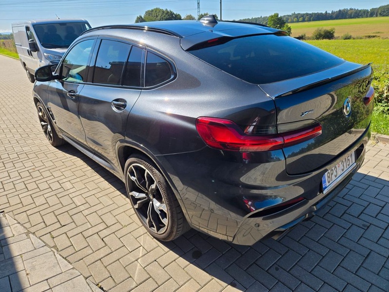 BMW X4M