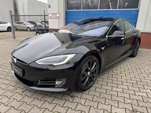 Tesla Model S 2017