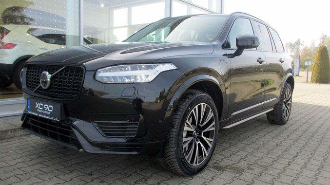 Volvo XC90 2025