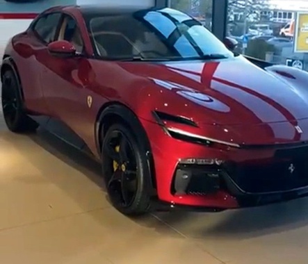 Ferrari Purosangue 2025