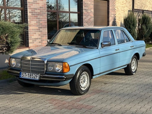 Mercedes-Benz 200 1983