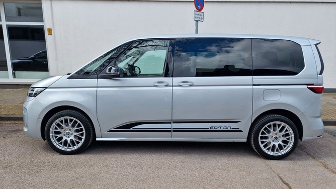 Volkswagen T7 2023
