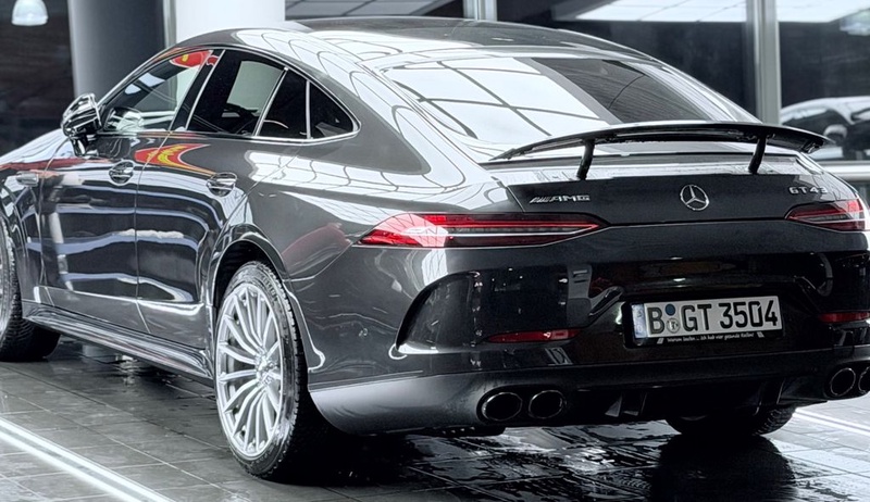 Mercedes-Benz AMG GT