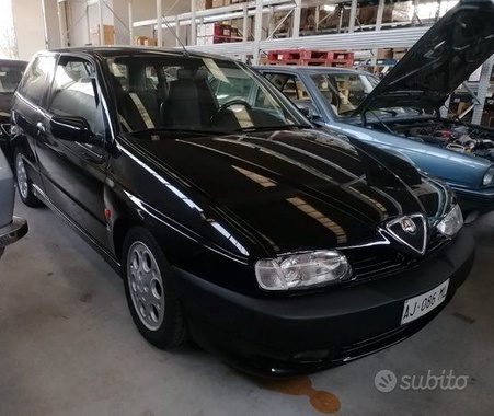 Alfa Romeo 145 1995