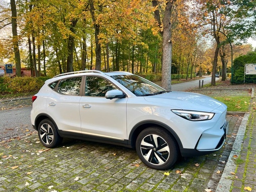 MG ZS 2023