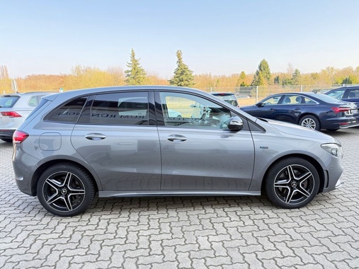 Mercedes-Benz B-Class 2021