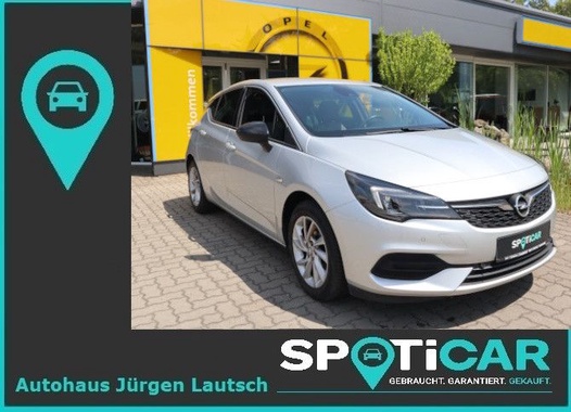 Opel Astra 2021