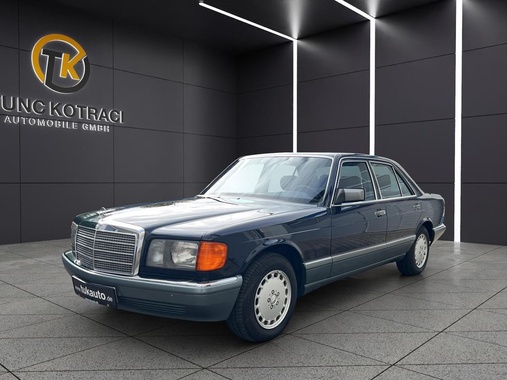 Mercedes-Benz 260 1988