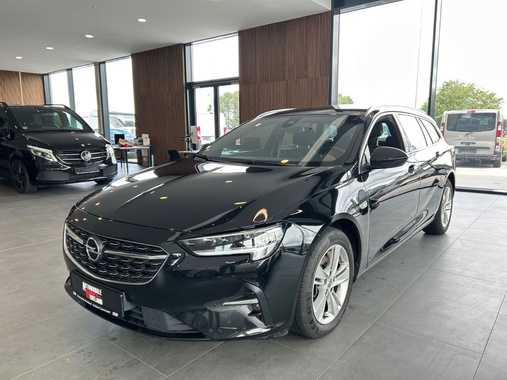 Opel Insignia 2022