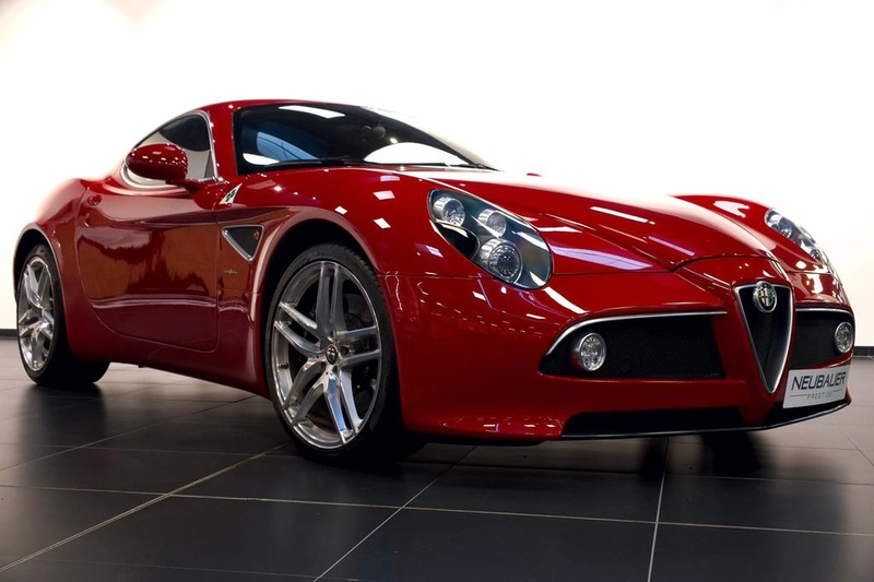 Alfa Romeo 8C