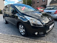 Peugeot 5008 2012