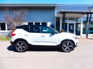 Volvo XC40 2021
