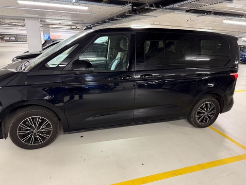 Volkswagen T7 2023