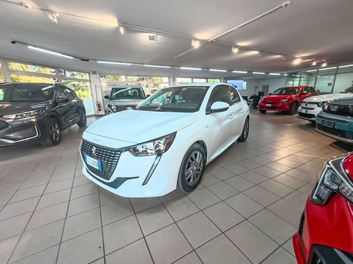 Peugeot 208 2021