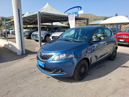 Lancia Ypsilon 2022