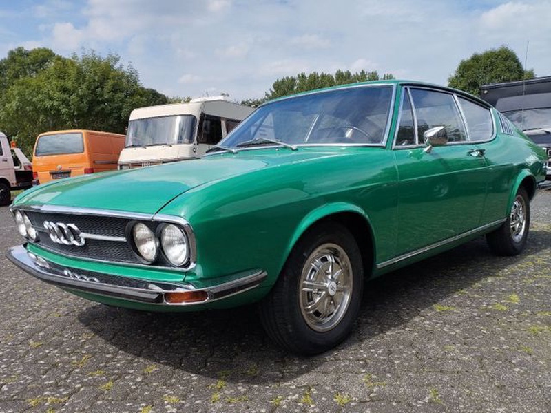 Audi 100