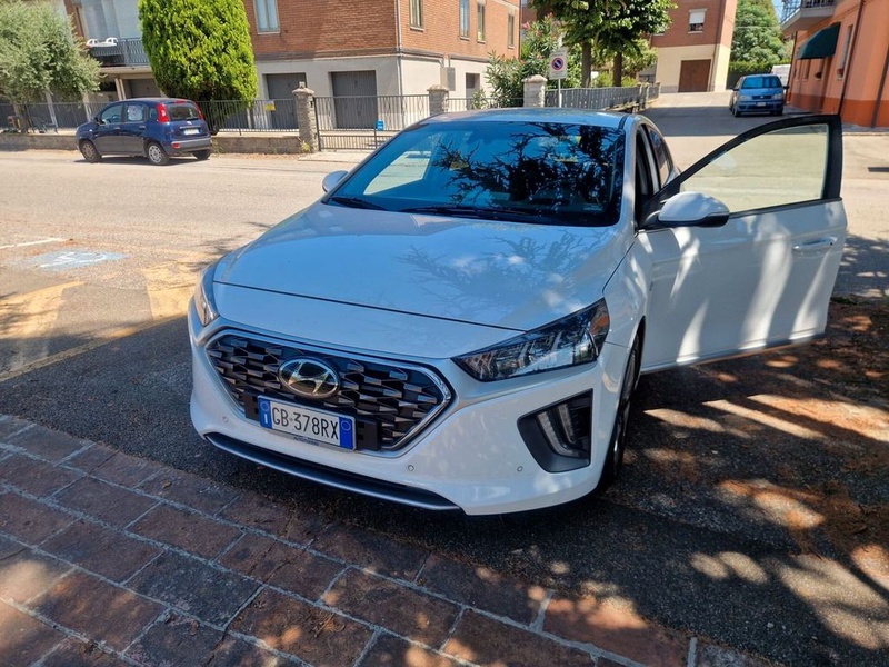 Hyundai Ioniq