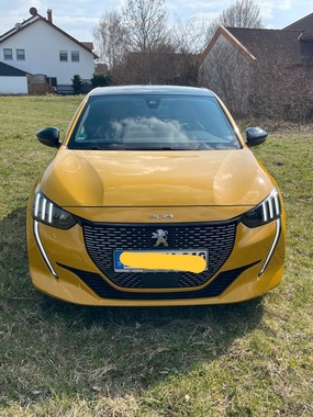 Peugeot 208 2021