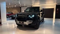 Land Rover Defender 2023
